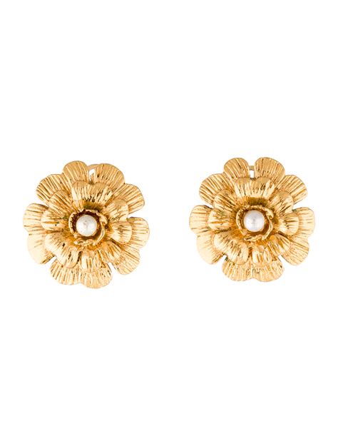 chanel camellia earrings